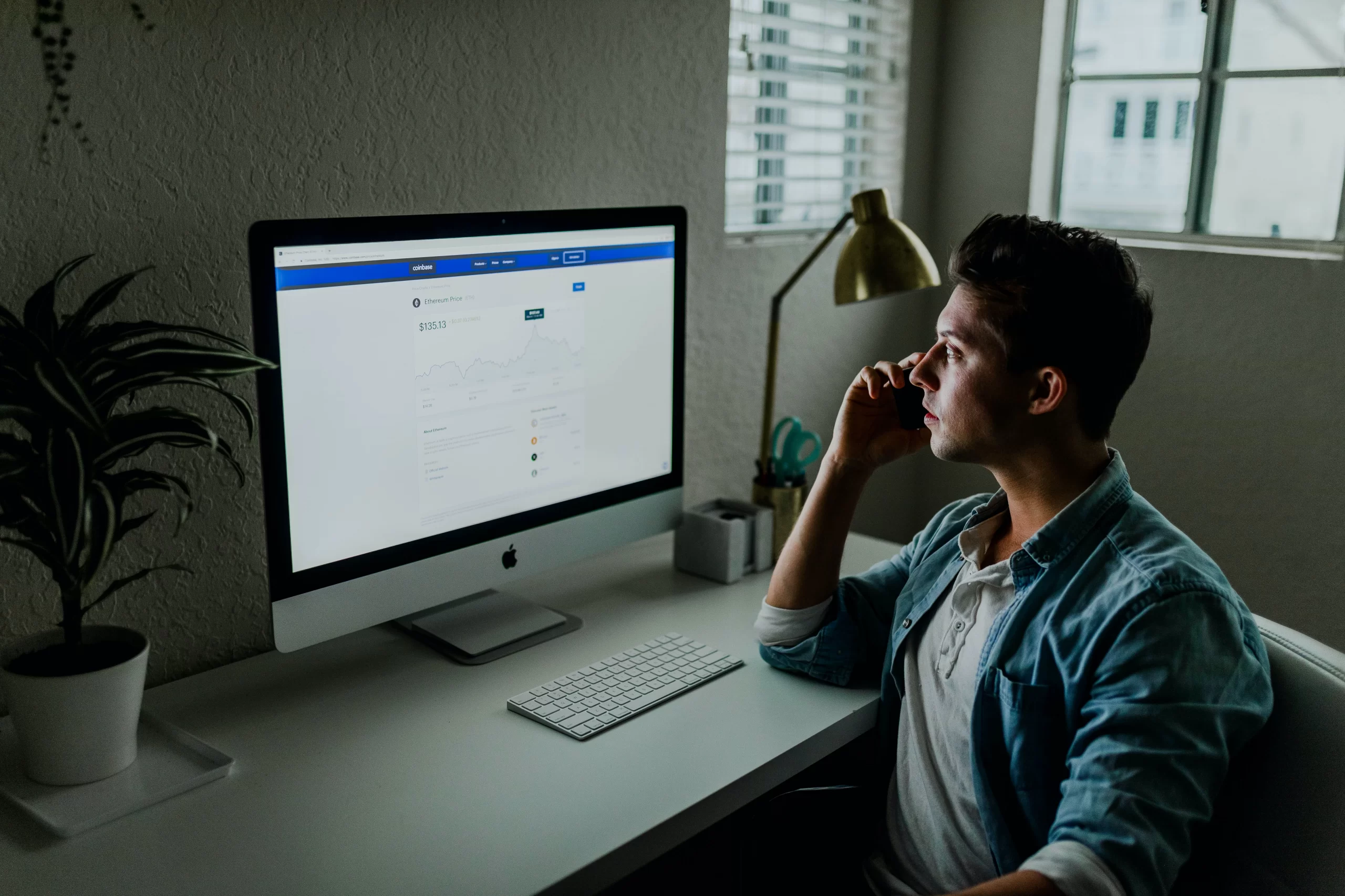 Wix vs Weebly: What's The Better Pick? [Nov 2022]
