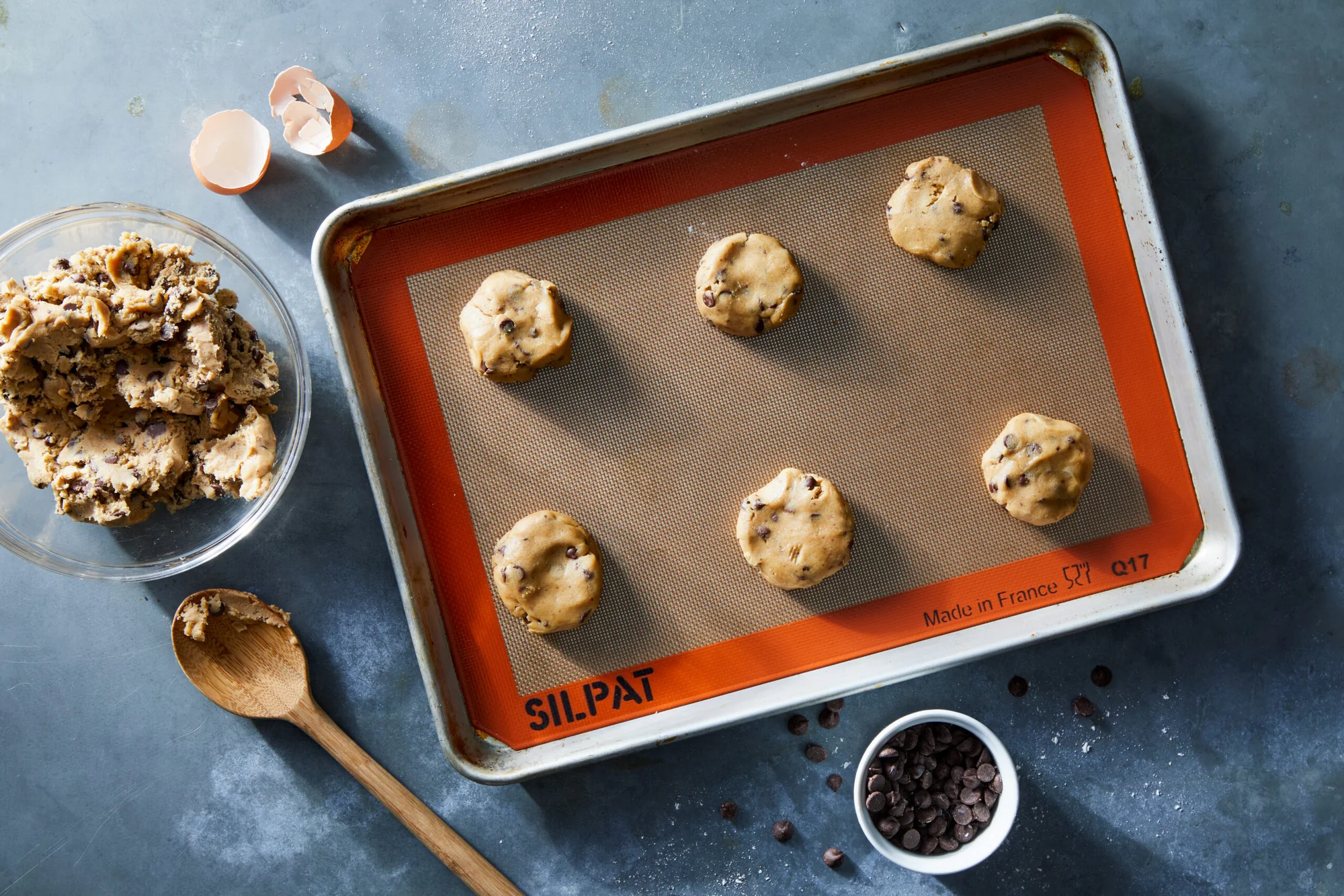 Silicone baking mats